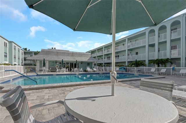 1706 BELLEAIR FOREST DRIVE 222, Belleair, FL 33756