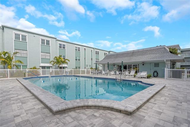 1706 BELLEAIR FOREST DRIVE 222, Belleair, FL 33756