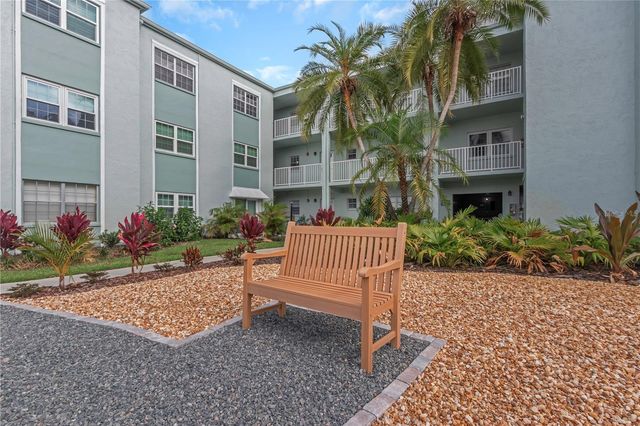 1706 BELLEAIR FOREST DRIVE 222, Belleair, FL 33756