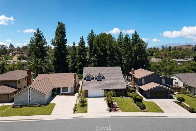 15 Knollview, Phillips Ranch, CA 91766