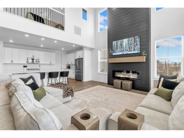 12973 Grassland St, Longmont, CO 80504