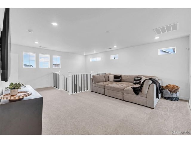 12973 Grassland St, Longmont, CO 80504
