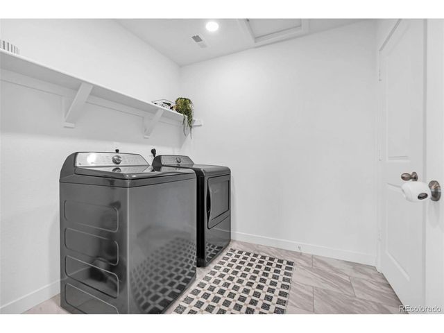 12973 Grassland St, Longmont, CO 80504