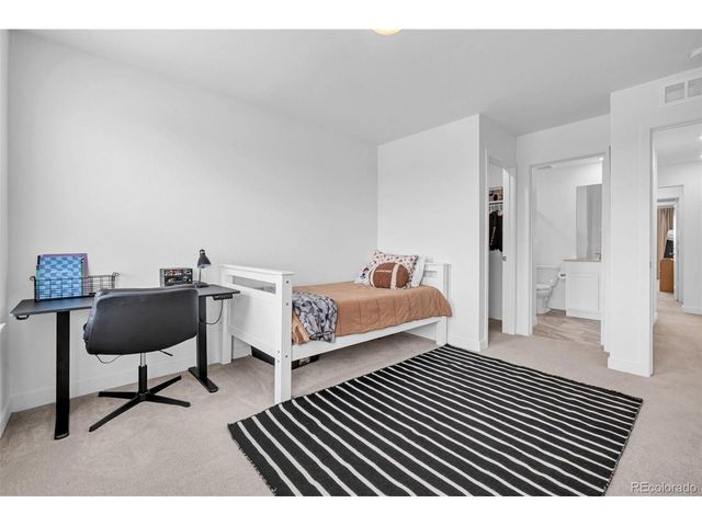 12973 Grassland St, Longmont, CO 80504