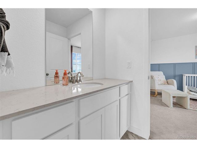 12973 Grassland St, Longmont, CO 80504