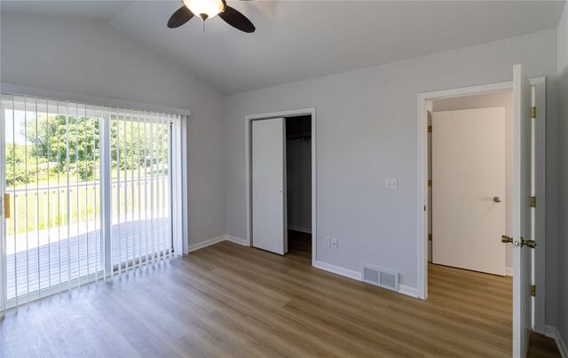 1230 Belmont Parkway NW, Cedar Rapids, IA 52405