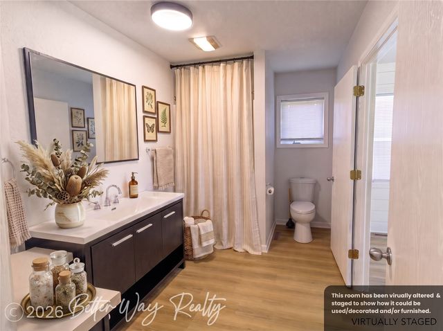 1230 Belmont Parkway NW, Cedar Rapids, IA 52405