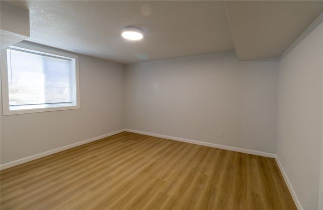1230 Belmont Parkway NW, Cedar Rapids, IA 52405