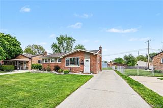 1319 Easley Drive, Westland, MI 48186
