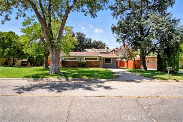 6529 Marguerita Avenue, Riverside, CA 92506