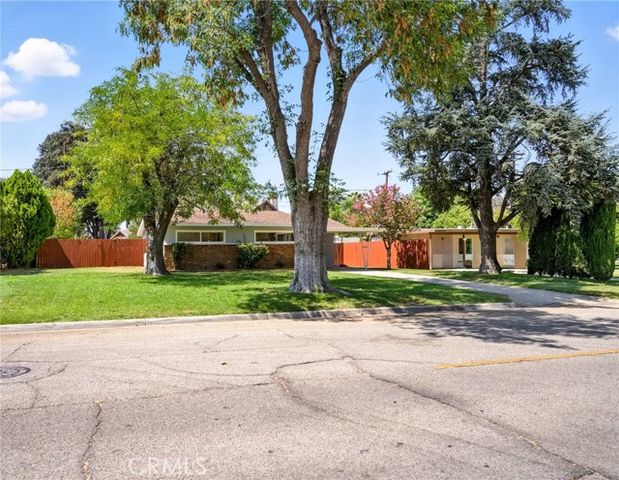 6529 Marguerita Avenue, Riverside, CA 92506