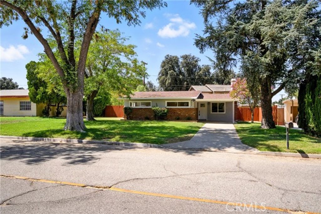 6529 Marguerita Avenue, Riverside, CA 92506