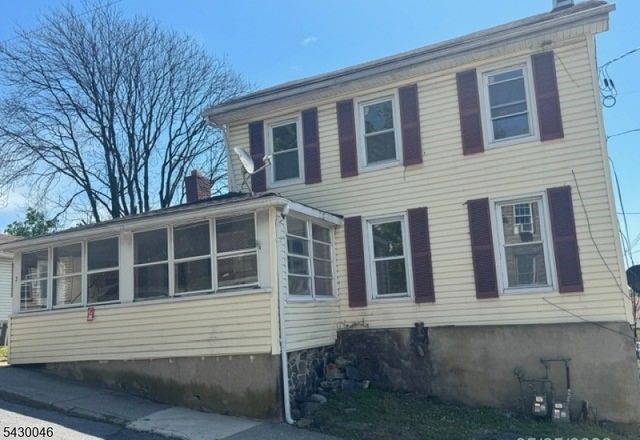 2 Harrison St, Sussex Boro, NJ 07461
