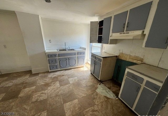 2 Harrison St, Sussex Boro, NJ 07461