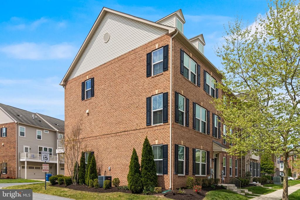 Image 4 of property listing at 3593 GOSWELL ALY, Waldorf, MD 20603