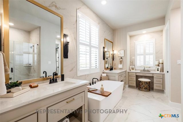 249 Jates Field Bend, Liberty Hill, TX 78642