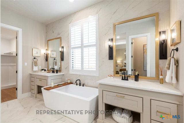 249 Jates Field Bend, Liberty Hill, TX 78642