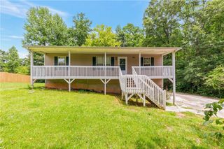 400 Rustin Drive, Dallas, GA 30157