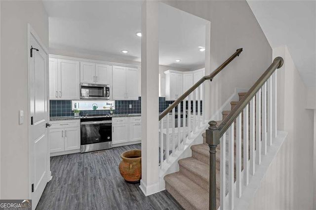 1981 Sea Cove Point NW, Atlanta, GA 30318