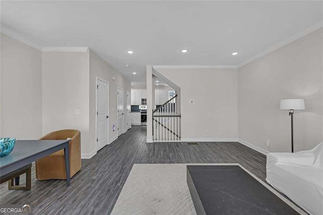 1981 Sea Cove Point NW, Atlanta, GA 30318