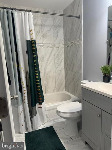 9018 HOLLY AVE, Waldorf, MD 20601