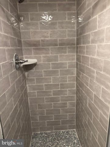 9018 HOLLY AVE, Waldorf, MD 20601