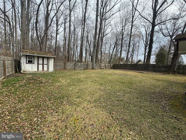 9018 HOLLY AVE, Waldorf, MD 20601