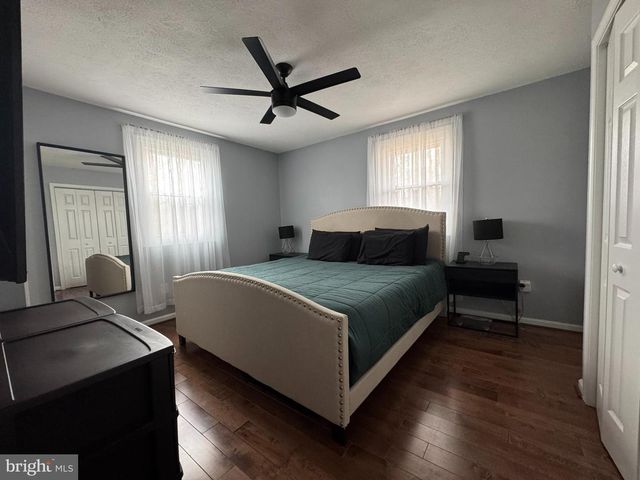 9018 HOLLY AVE, Waldorf, MD 20601