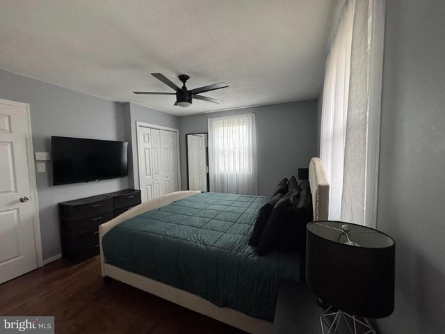 9018 HOLLY AVE, Waldorf, MD 20601