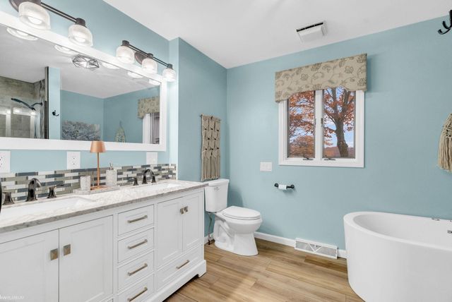 3419 Riverside Drive, Port Huron, MI 48060