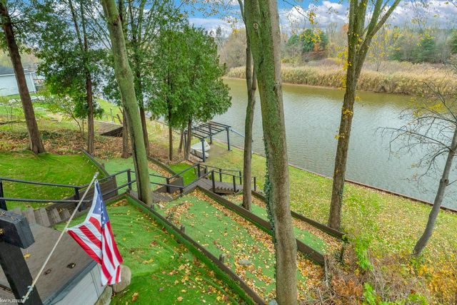 3419 Riverside Drive, Port Huron, MI 48060