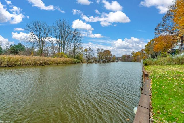 3419 Riverside Drive, Port Huron, MI 48060