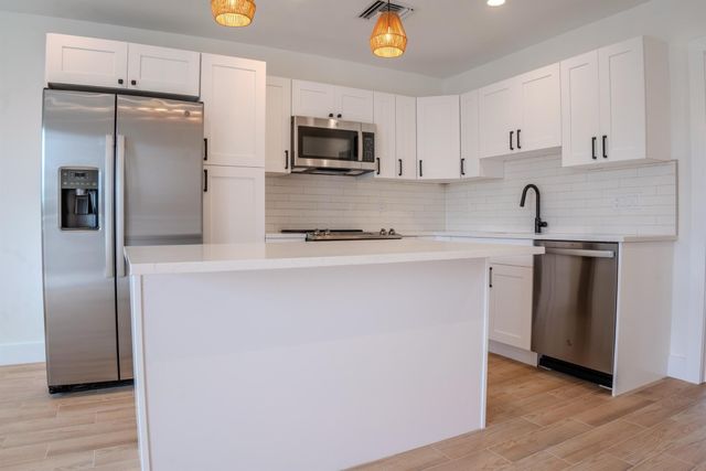238 SE 1st Avenue 4, Delray Beach, FL 33444