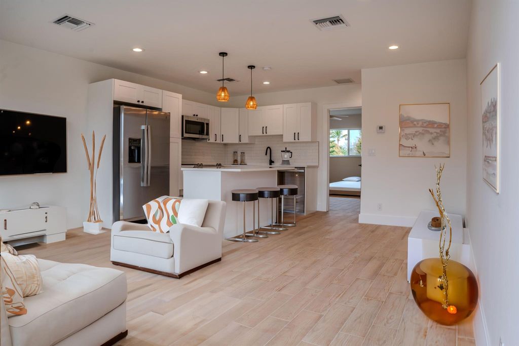 238 SE 1st Avenue 4, Delray Beach, FL 33444