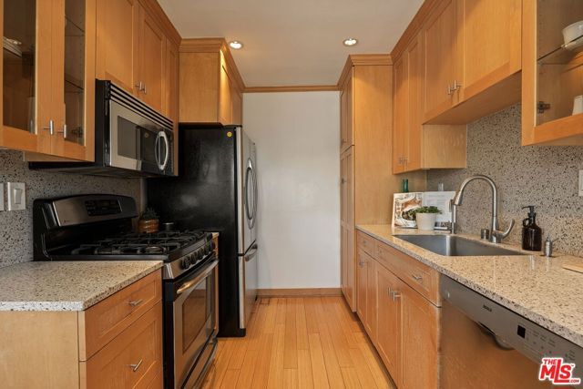 2721 2nd Street 205, Santa Monica, CA 90405