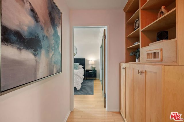 2721 2nd Street 205, Santa Monica, CA 90405
