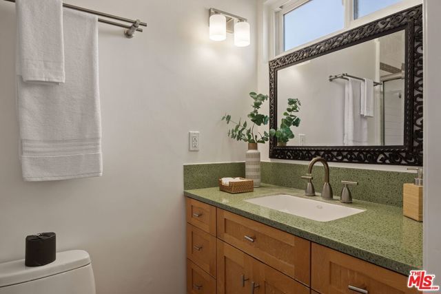 2721 2nd Street 205, Santa Monica, CA 90405
