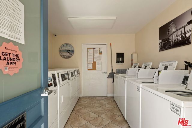 2721 2nd Street 205, Santa Monica, CA 90405