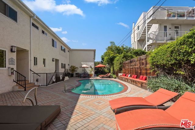 2721 2nd Street 205, Santa Monica, CA 90405