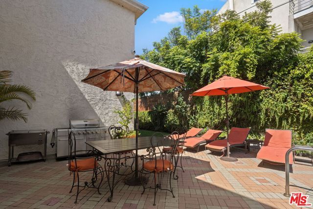2721 2nd Street 205, Santa Monica, CA 90405