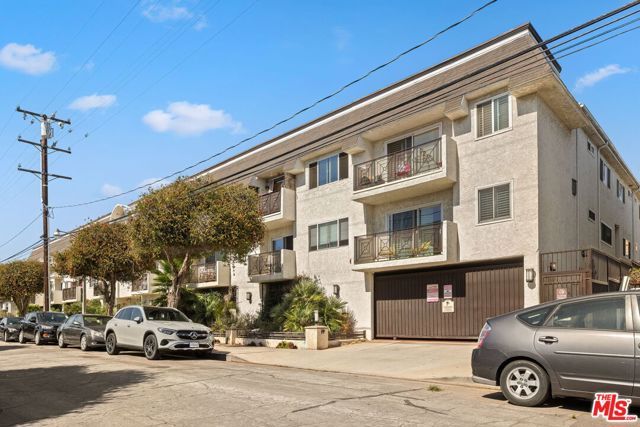 2721 2nd Street 205, Santa Monica, CA 90405