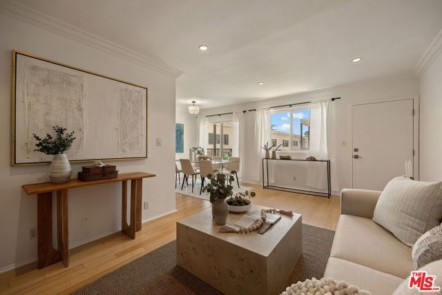 2721 2nd Street 205, Santa Monica, CA 90405