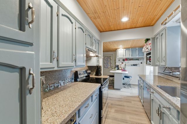 6713 Starnes Road, North Richland Hills, TX 76182