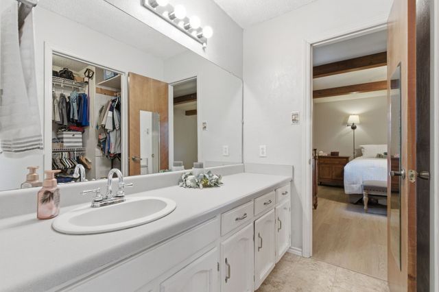 6713 Starnes Road, North Richland Hills, TX 76182