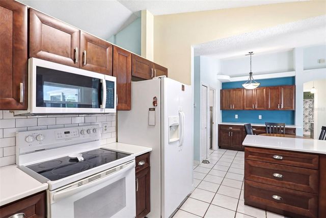 1270 SEELEY CIRCLE NW, Palm Bay, FL 32907