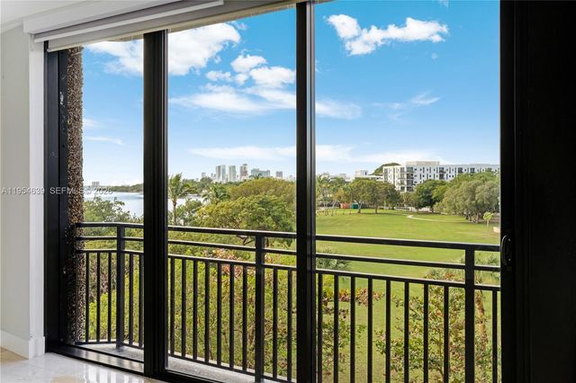 720 NE 69th St 4S, Miami, FL 33138