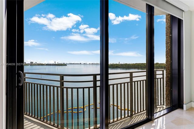 720 NE 69th St 4S, Miami, FL 33138