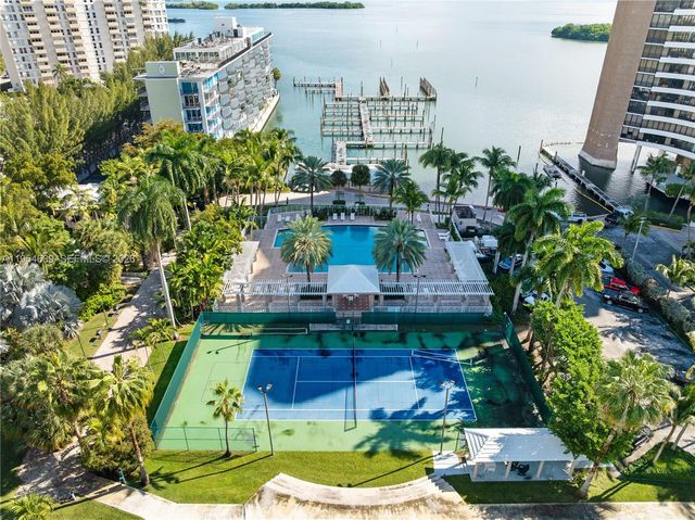 720 NE 69th St 4S, Miami, FL 33138