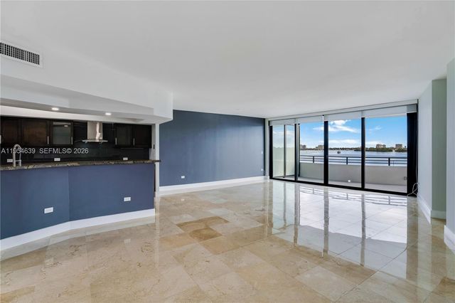 720 NE 69th St 4S, Miami, FL 33138