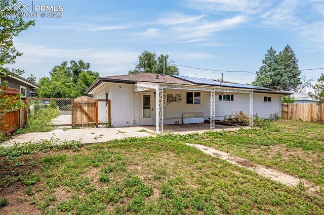 601 Hackberry Drive, Colorado Springs, CO 80911